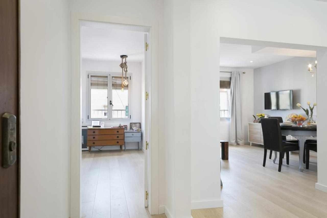 Apartment Leonor Barselona Dış mekan fotoğraf