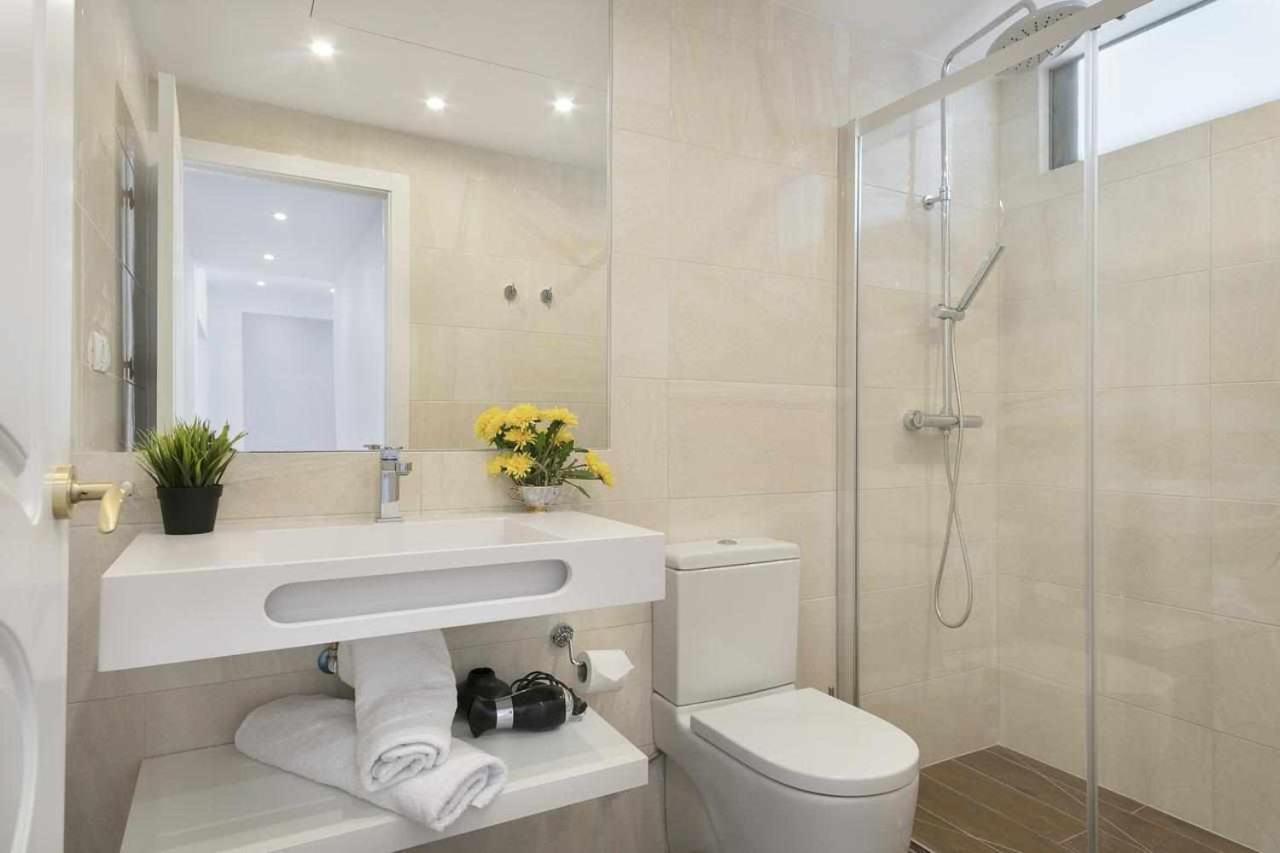 Apartment Leonor Barselona Dış mekan fotoğraf